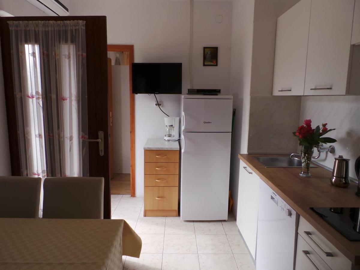Apartments Barbara Porec Bagian luar foto