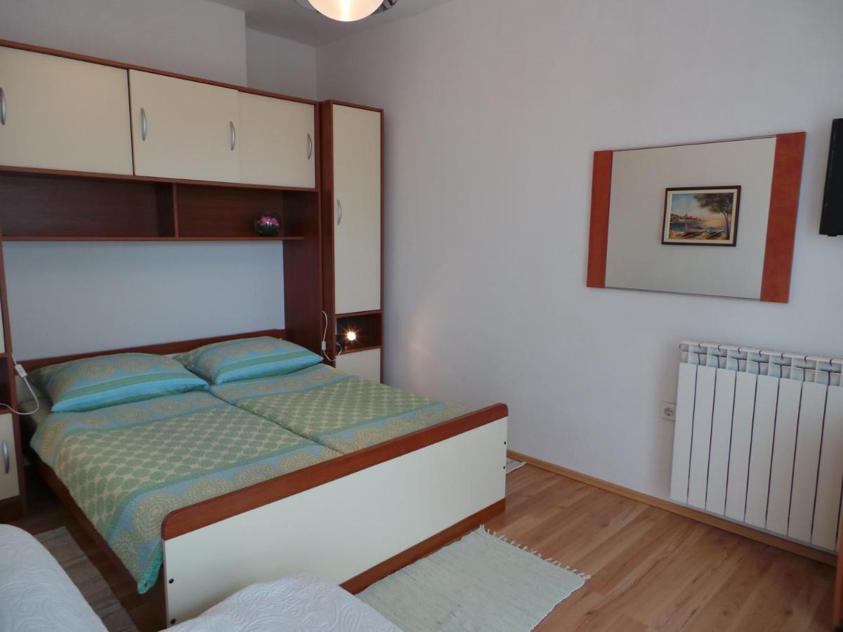 Apartments Barbara Porec Bagian luar foto